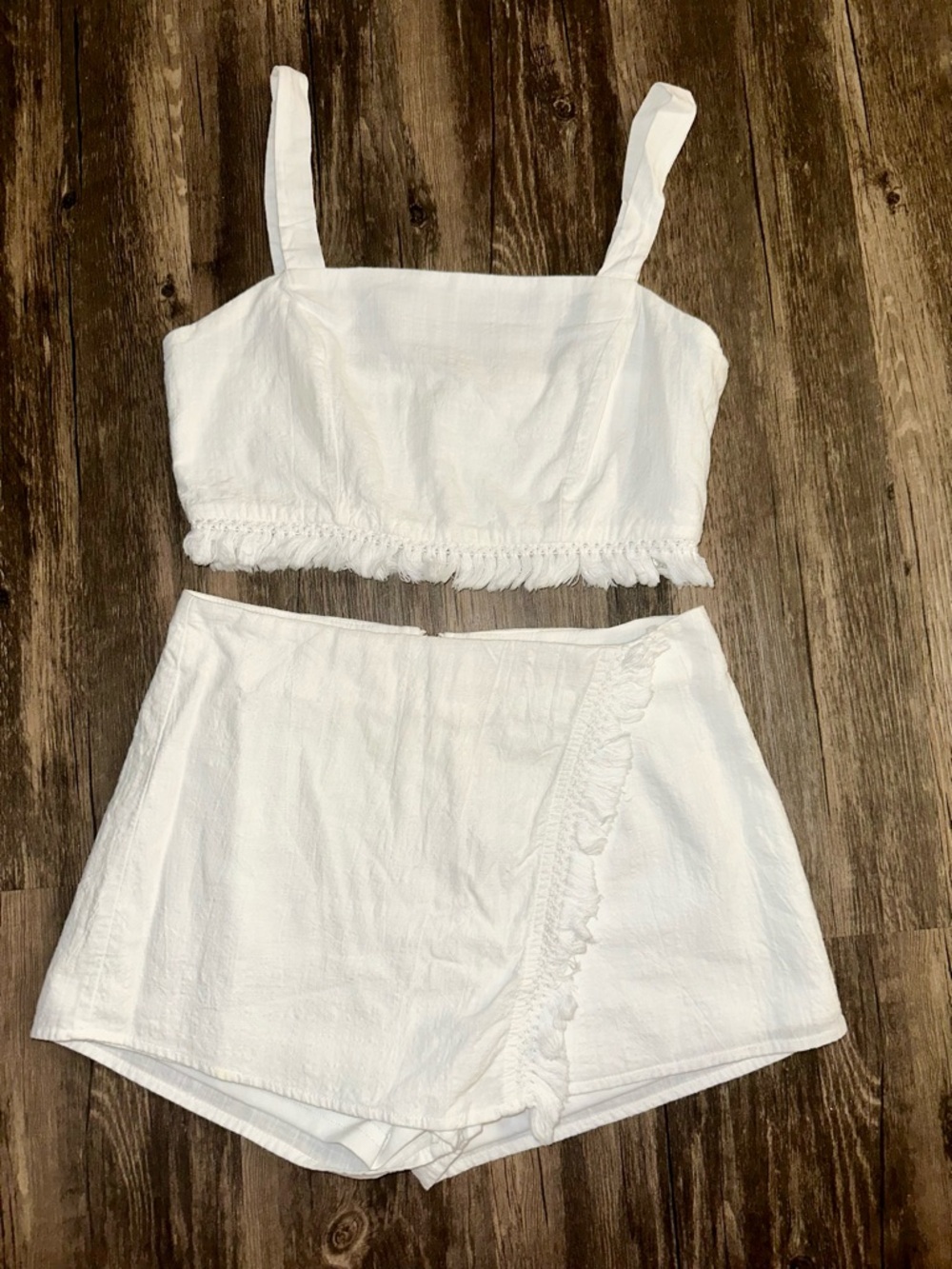 White Two-Piece Fringe Crop Top and High-Waist Skort Set